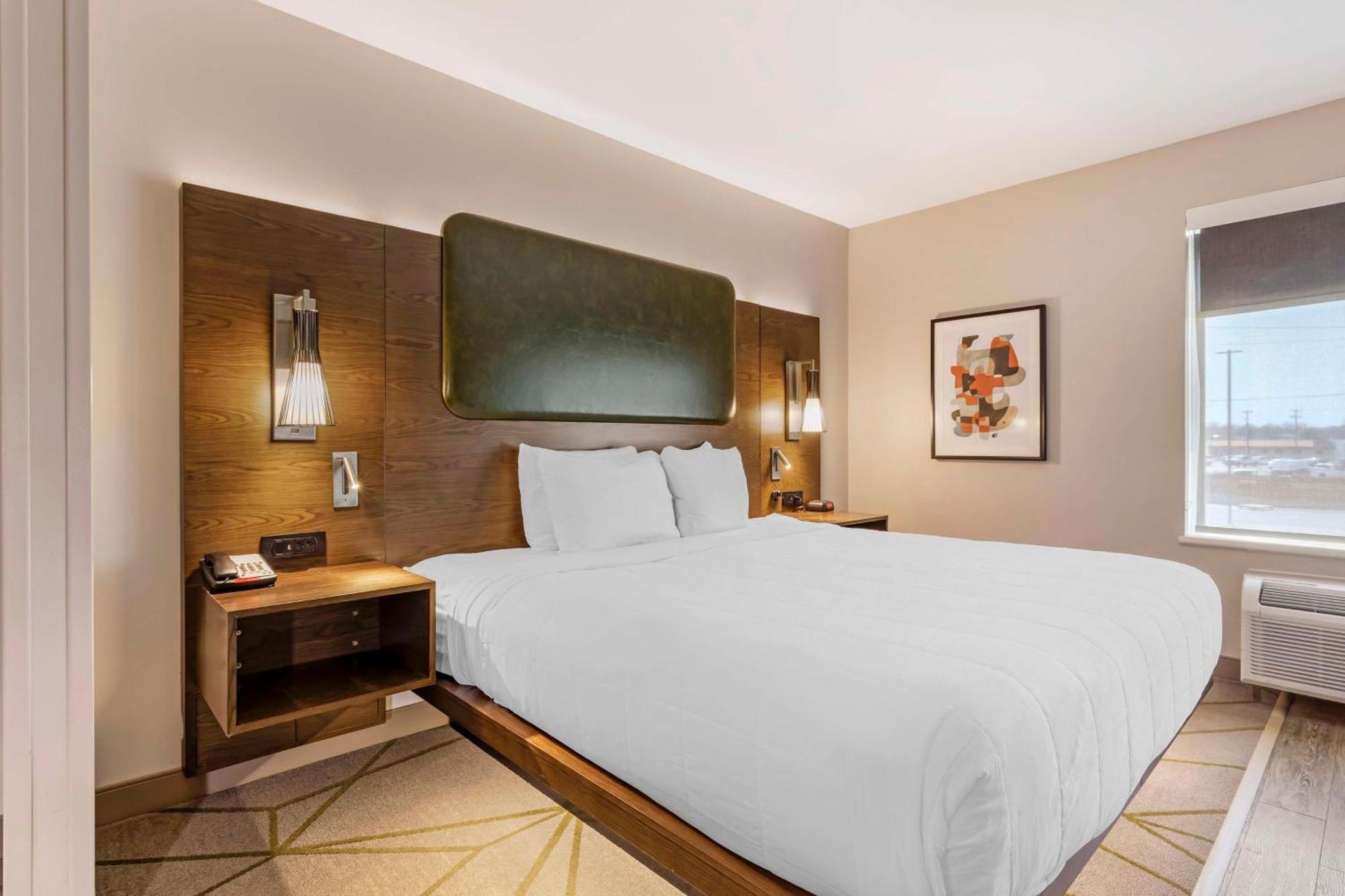 Best Western Plus Riata 브라운우드 외부 사진